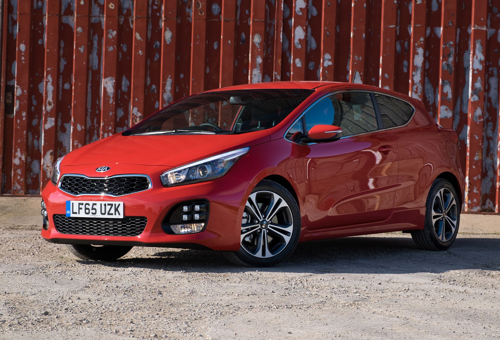 06-Odhaleno 15 nejspolehlivějších aut-Kia Cee’D